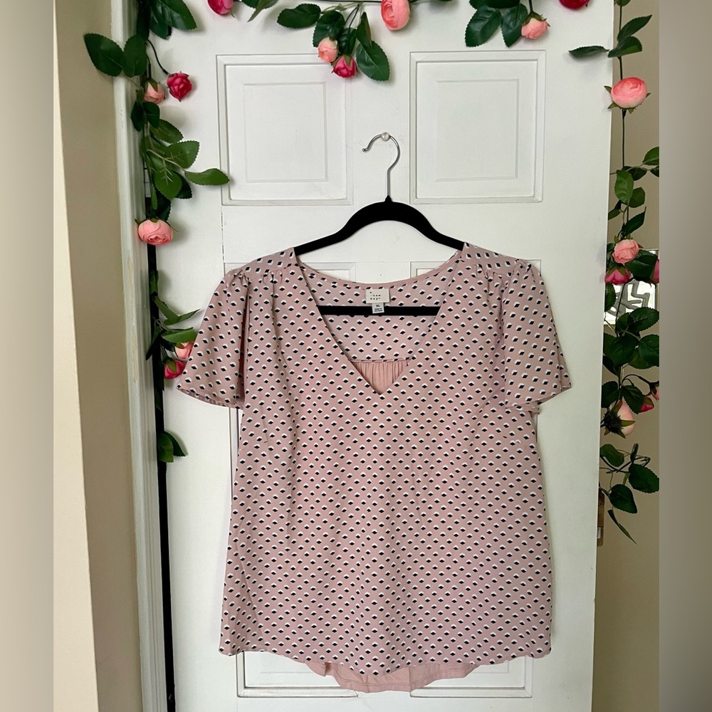 A New Day Diamond Print Blouse